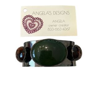 NWT Angelas Designs handmade silver colored bracelet w/green&amber colored beads